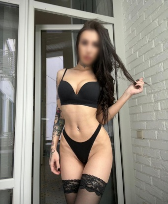 Олеся, 18 лет, 2 размер груди